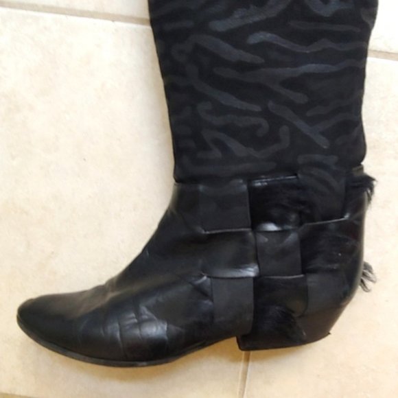 Fabulous One-Of-A-Kind Suede Italian Boots - Picture 4 of 7